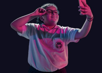 Imagen oficial de la campaña Bullying Por Loving de Nosotras