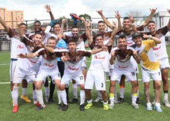 El Carmen de Viboral Campeón  de fútbol tras vencer a Itagüí. Fotos de Rodrigo Mora Quiroz de Indeportes Antioquia
