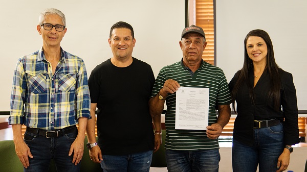 Programa Priser Comunidad de Rionegro se beneficia de Proyectos PRISER por $1.800 ...